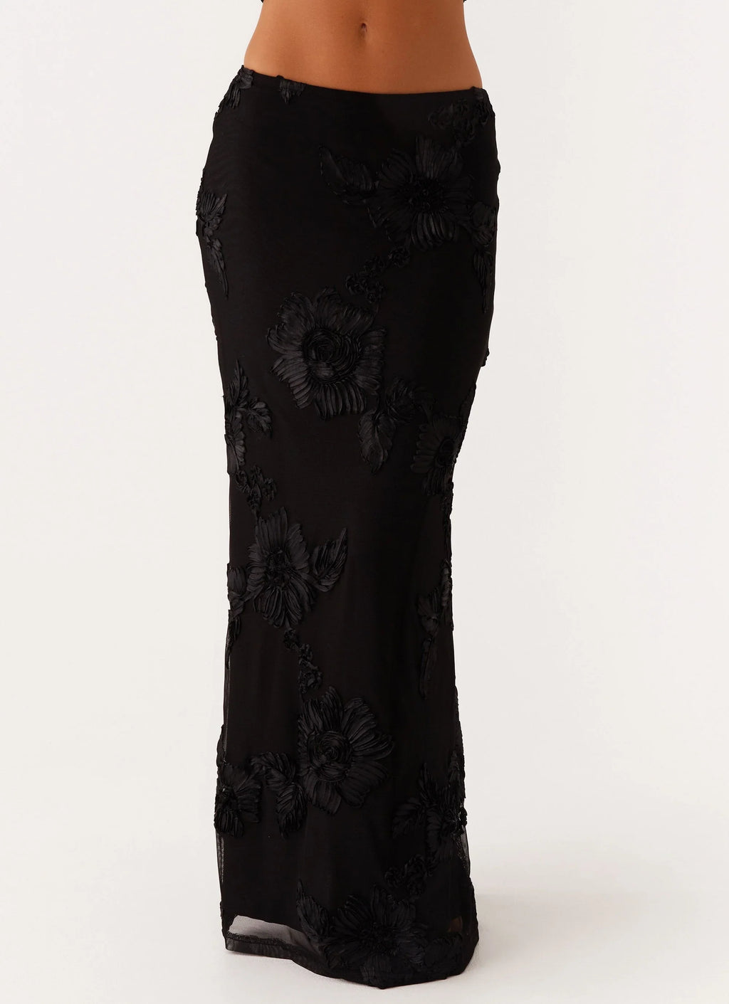 סט רקום חצאית מקסי וטופ הולטר גב חשוף דגם קרן