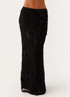 סט רקום חצאית מקסי וטופ הולטר גב חשוף דגם קרן