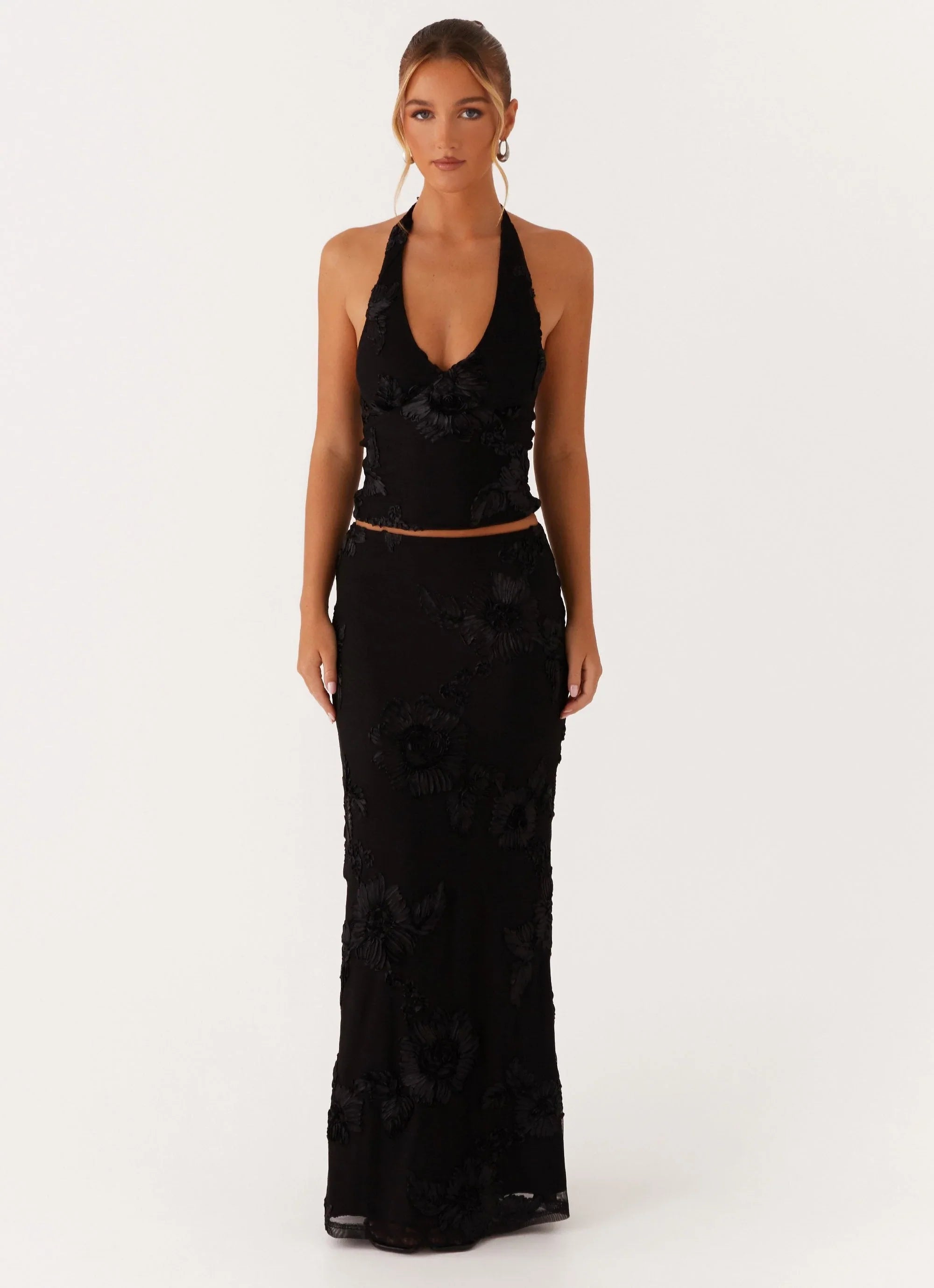 סט רקום חצאית מקסי וטופ הולטר גב חשוף דגם קרן