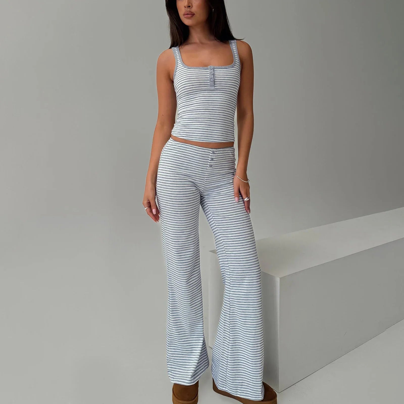 סט פסים Y2K עם גופייה ומכנסיים בגזרה נמוכה דגם גפן