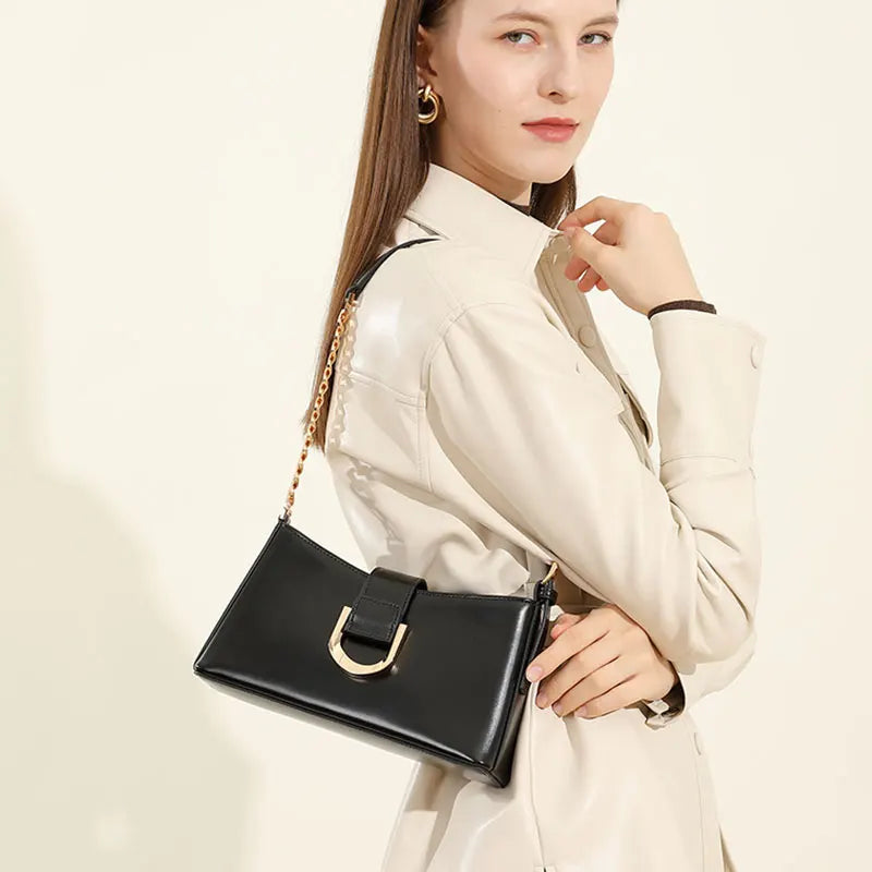 תיק עור רך עם רצועת שרשרת יוקרתית דגם ליאן