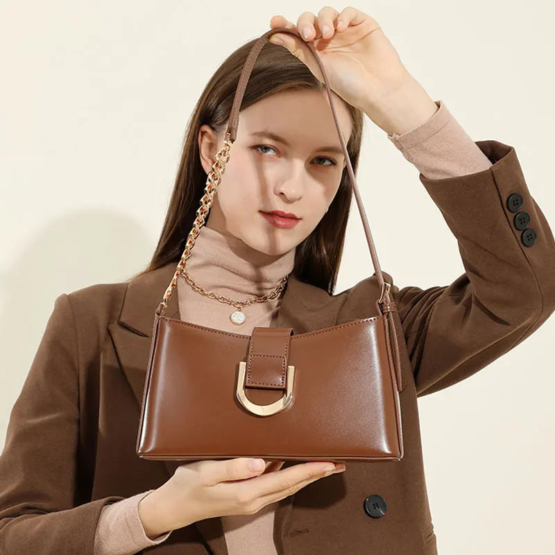 תיק עור רך עם רצועת שרשרת יוקרתית דגם ליאן