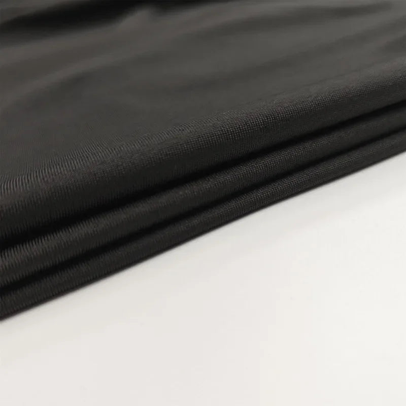 סט שני חלקים אלגנטי עם טופ קרופ וחצאית מחטבת דגם זהר