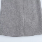 מעיל לונג אלגנטי בגזרת לאז’ר עם צווארון קלאסי