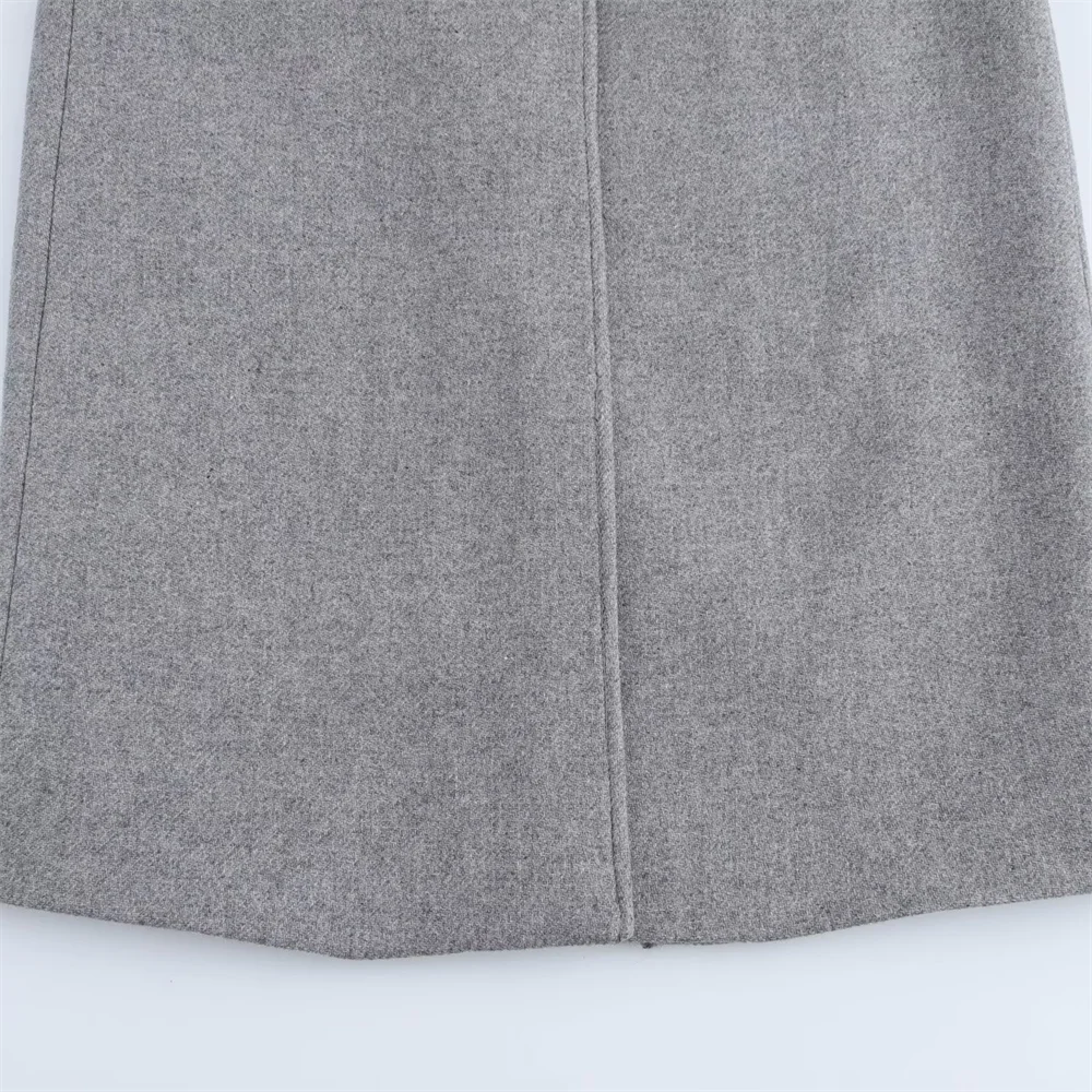 מעיל לונג אלגנטי בגזרת לאז’ר עם צווארון קלאסי