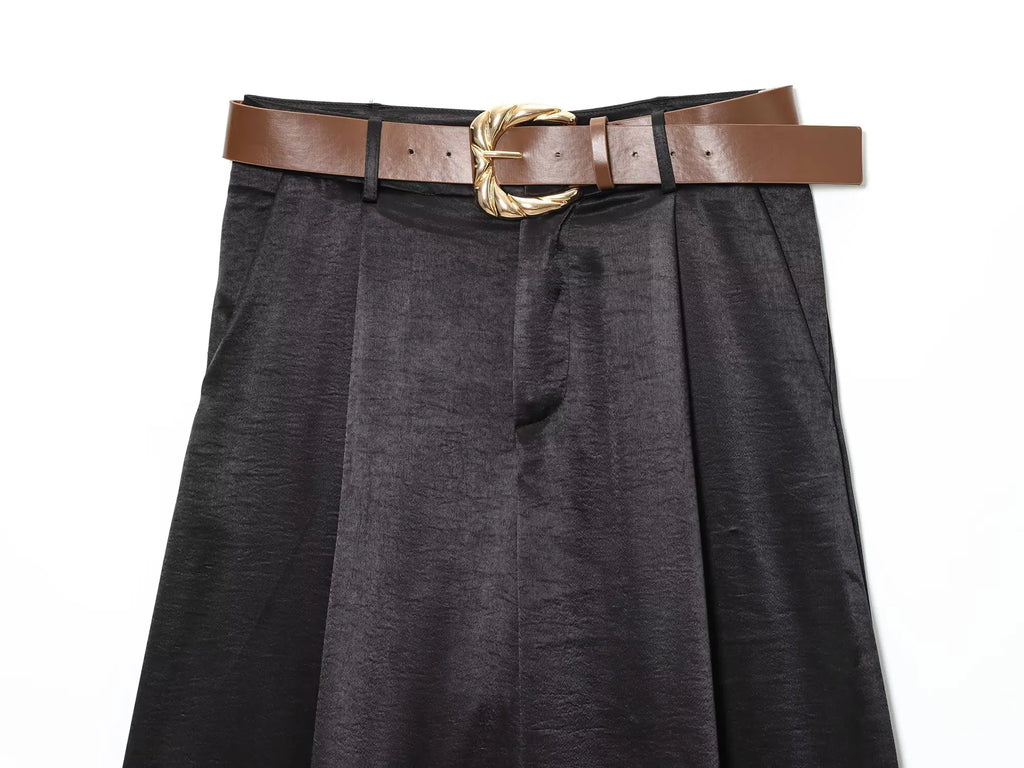 מכנסיים רחבים מבד סאטן מבריק בגזרה גבוהה