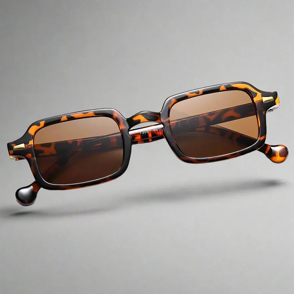 משקפיים דגם צ'רי