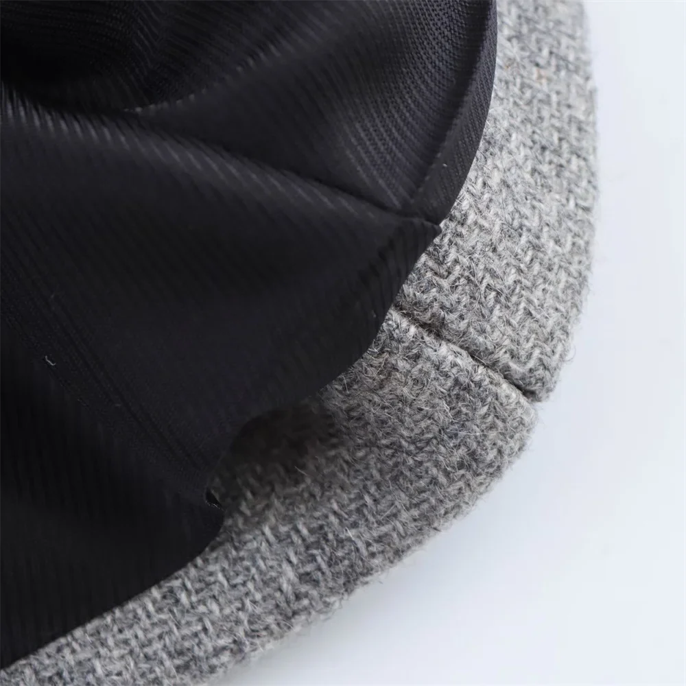 מעיל לונג אלגנטי בגזרת לאז’ר עם צווארון קלאסי