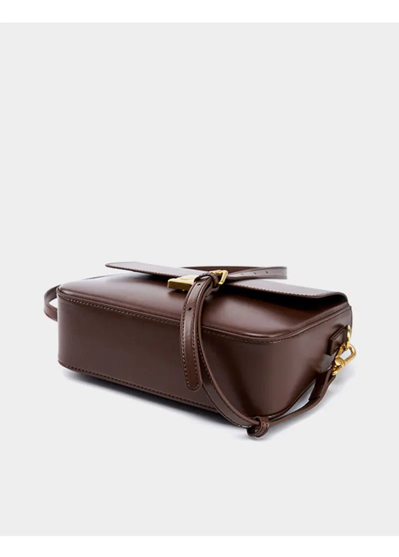 תיק ריבועי מעור אמיתי עם טאץ' יוקרתי דגם לין