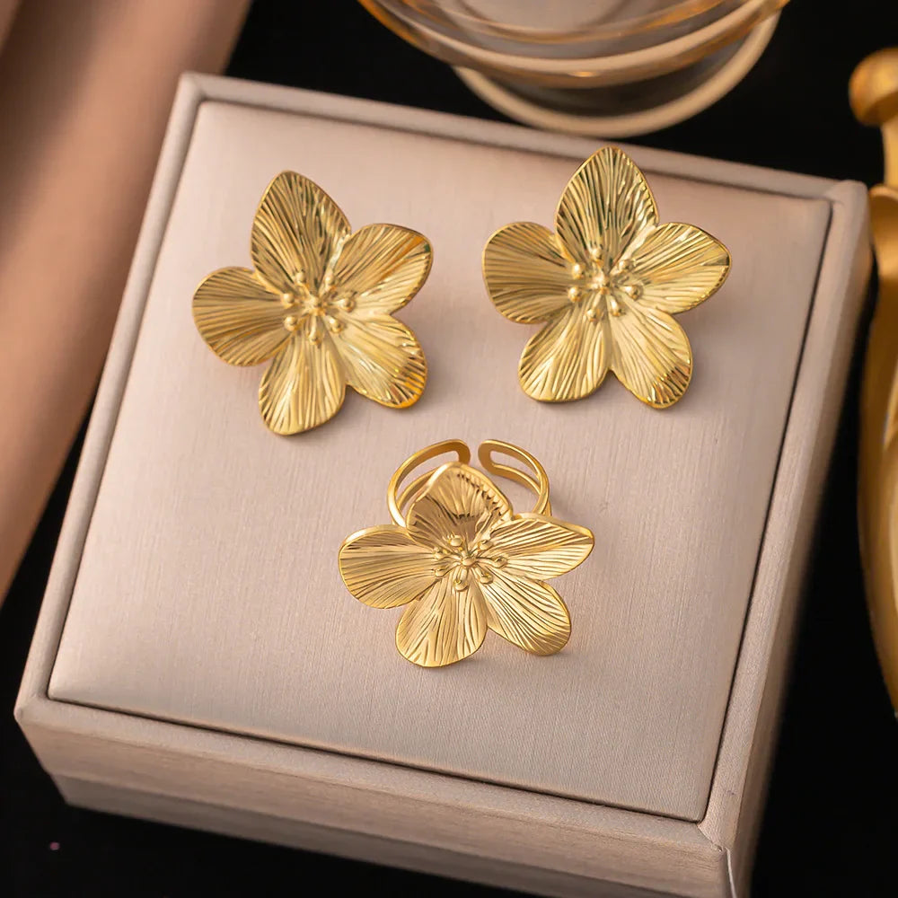 סט שרשראות ועגילים דגם ימית