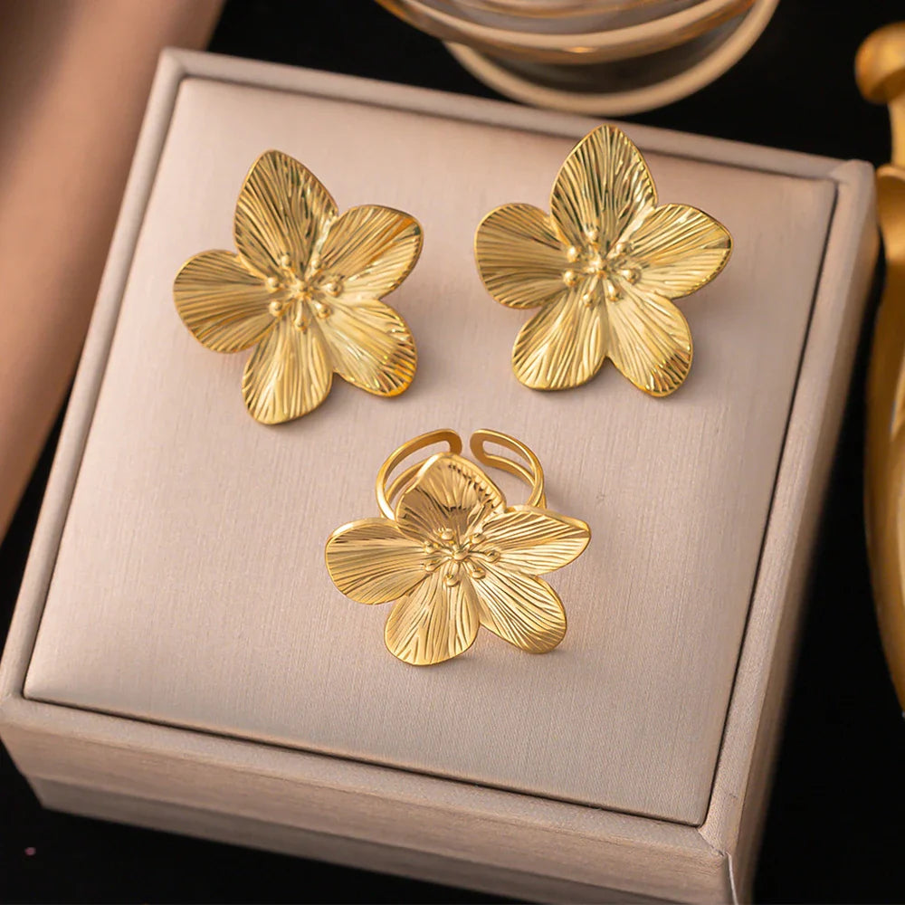 סט שרשראות ועגילים דגם ימית